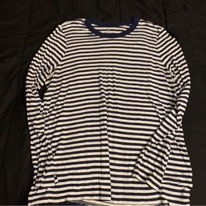 American Eagle Long Sleeve Tee